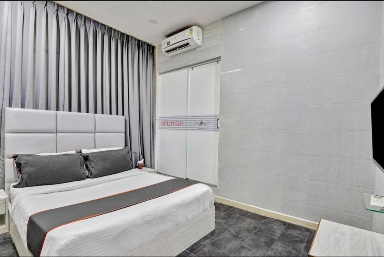 Hotel Unicorn, Σουράτ Εξωτερικό φωτογραφία