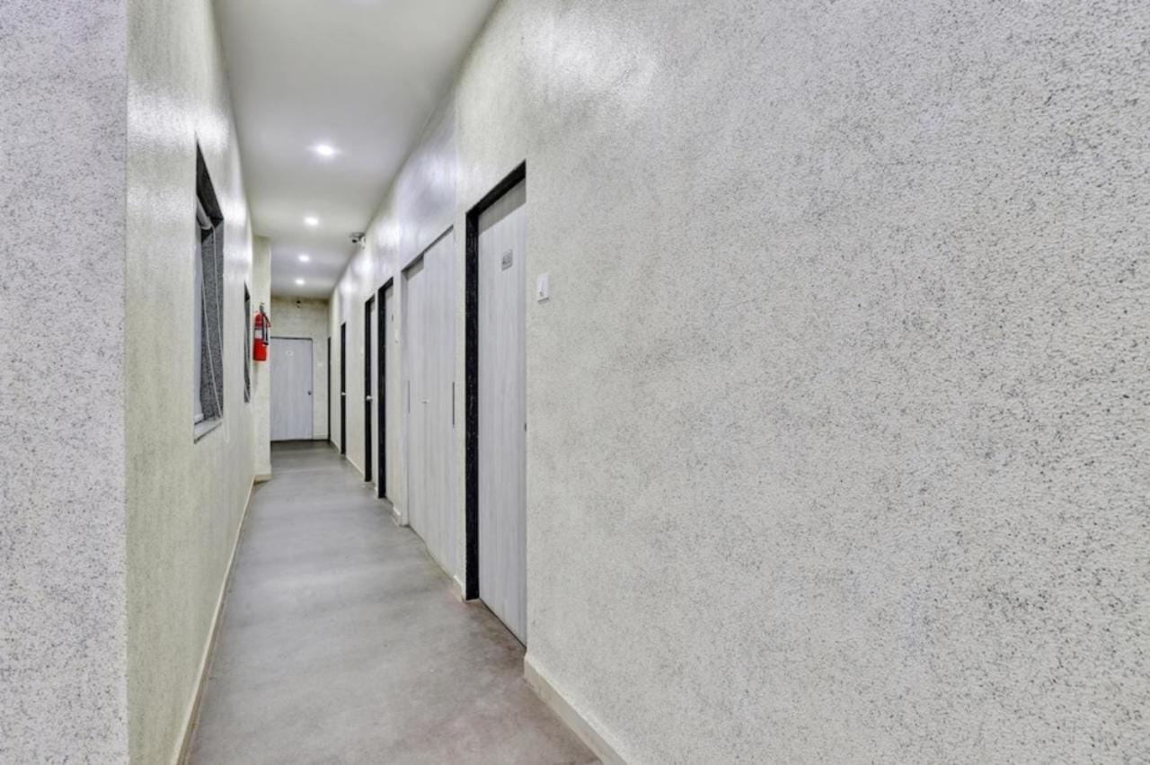 Hotel Unicorn, Σουράτ Εξωτερικό φωτογραφία